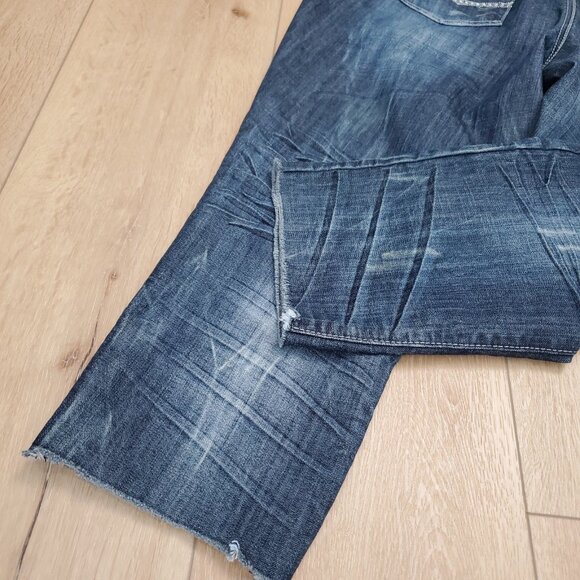 Almost Famous Plus Size 22 Distressed Capri Jeans Dark Wash Womens Stretch Faded - Picture 5 of 13